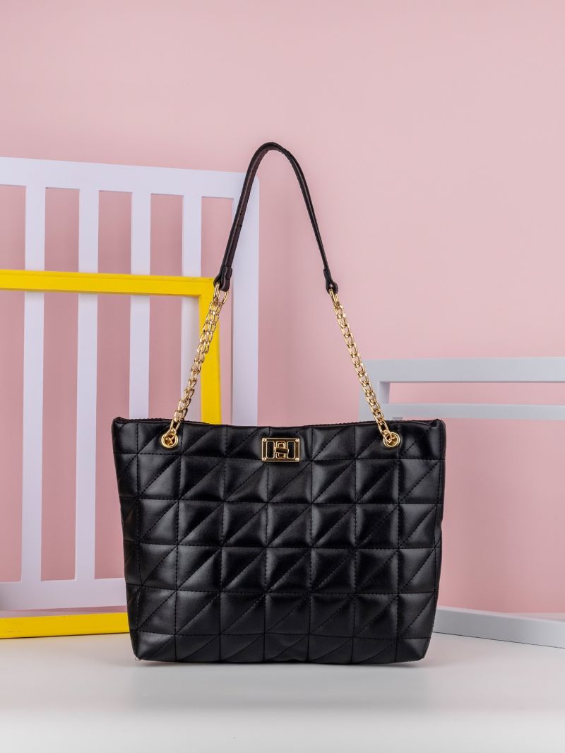 Quilted Chain Shoulder Tote Bag