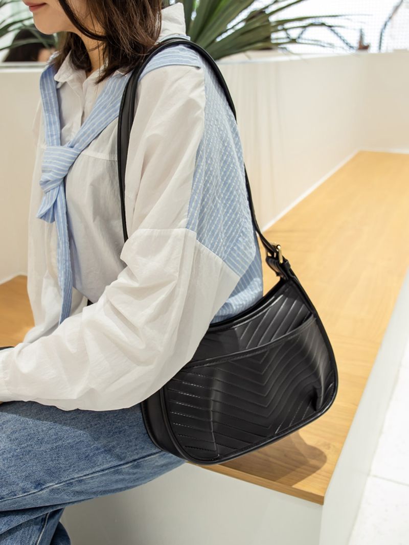 Minimalist Buckle Decor Shoulder Bag