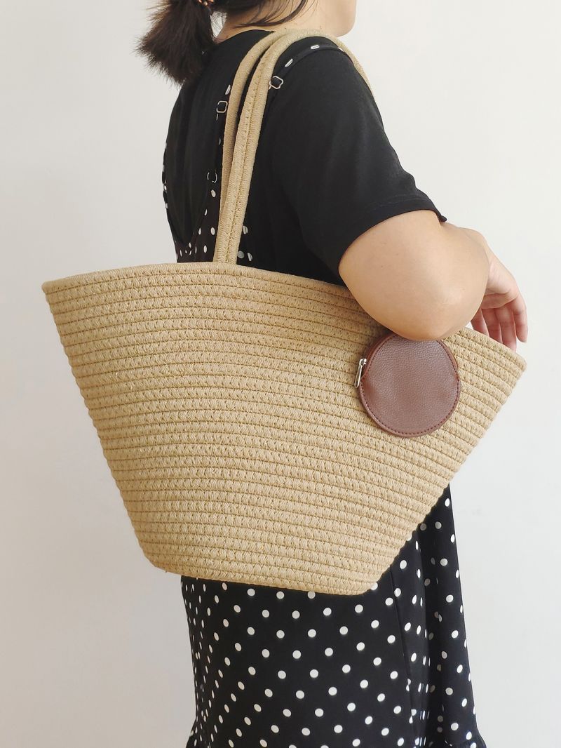 Minimalist Straw Bag With Purse