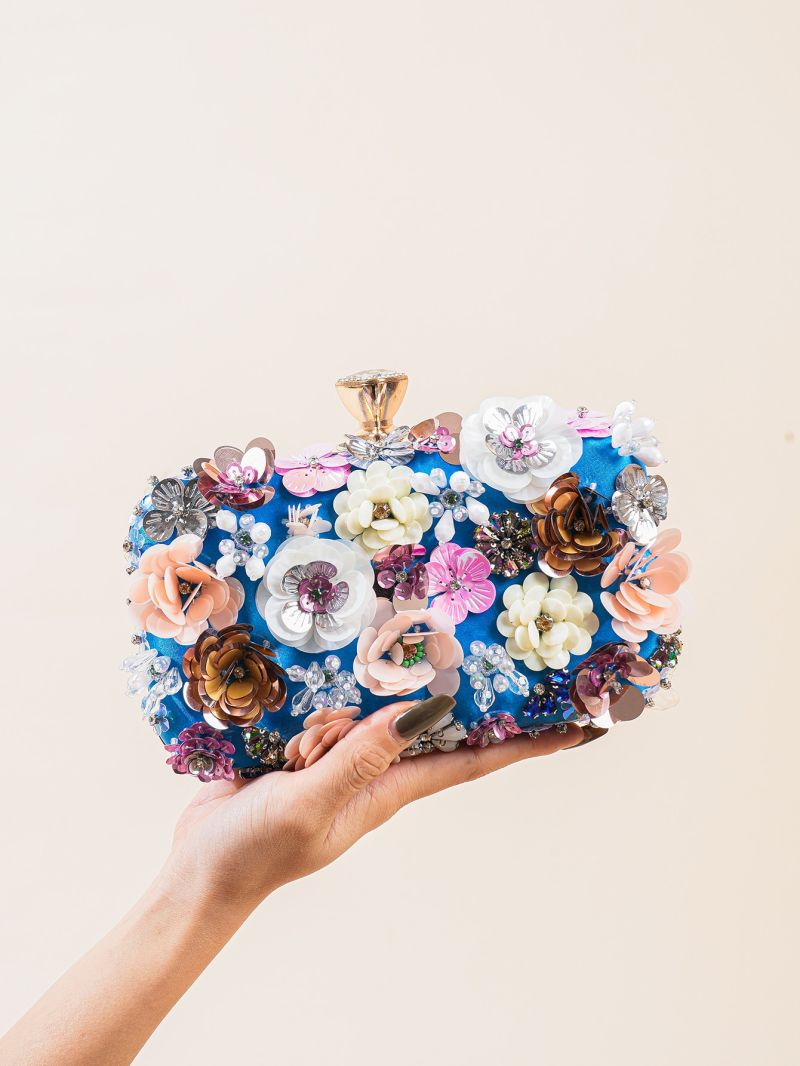Mini Bead & Flower Decor Chain Box Bag