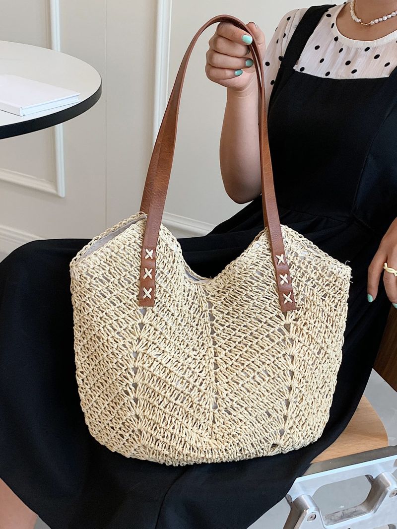 Minimalist Straw Bag