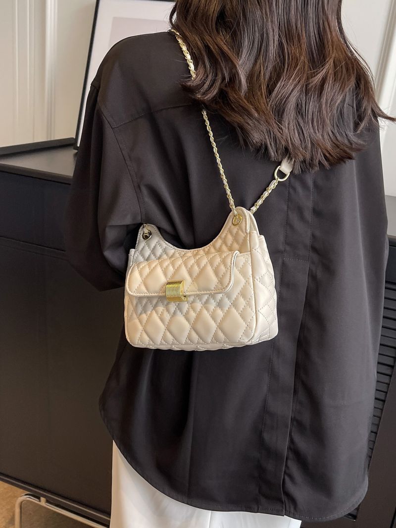 Quilted Detail Chain Hobo Bag