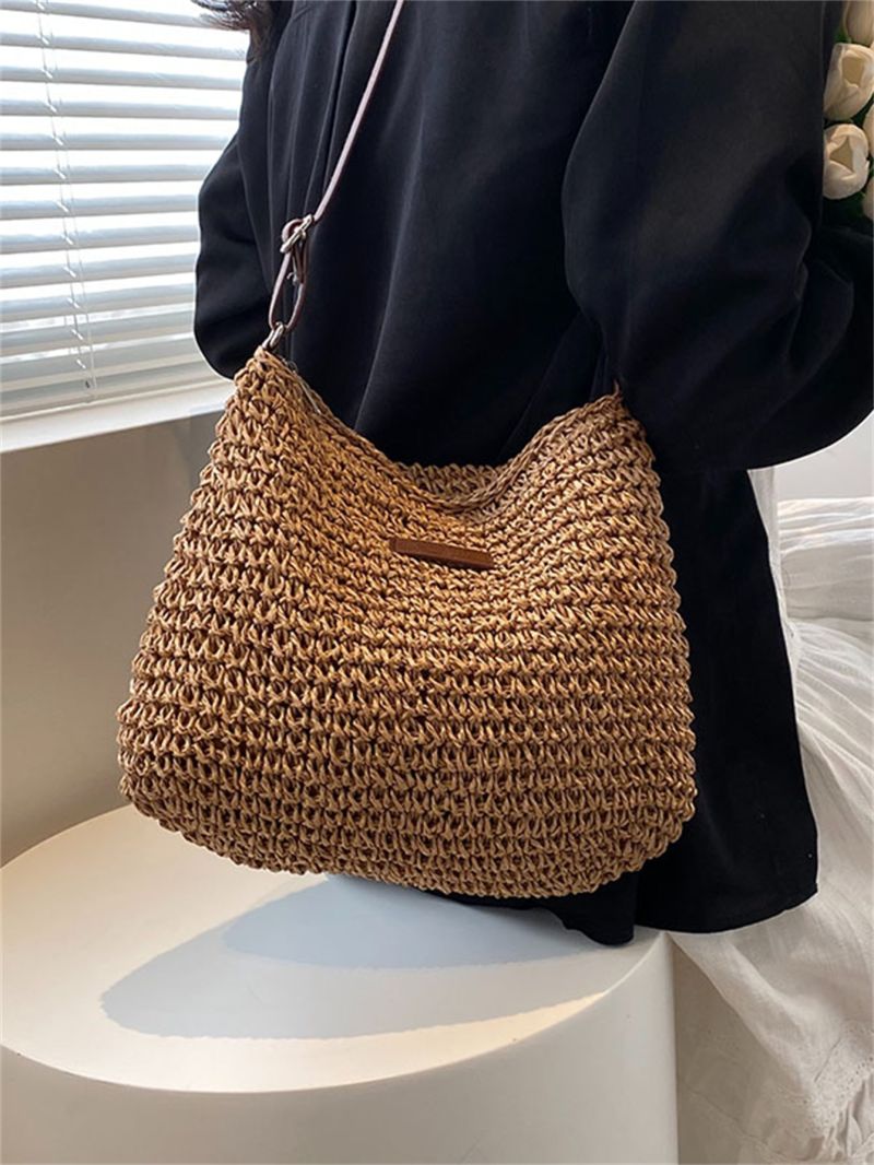 Minimalist Straw Bag