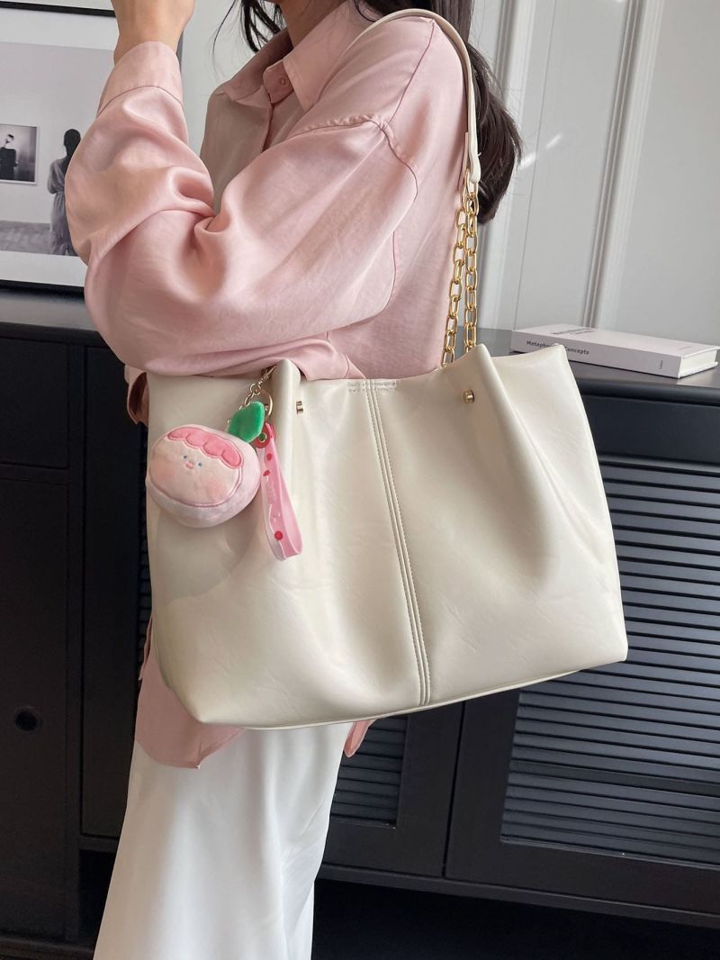 Minimalist Chain Strap Shoulder Tote Bag With Bag Charm