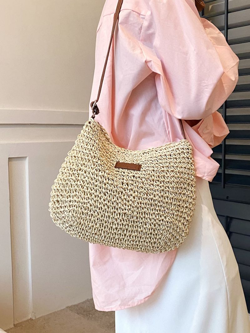 Minimalist Straw Bag For Vacation
