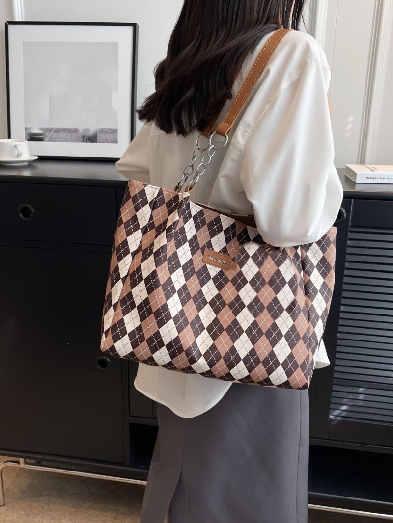 Geometric Pattern Shoulder Tote Bag Letter Patch Decor