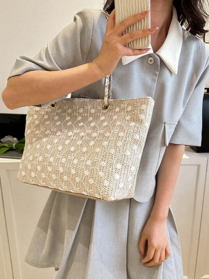 Floral Embroidered Straw Bag For Vacation