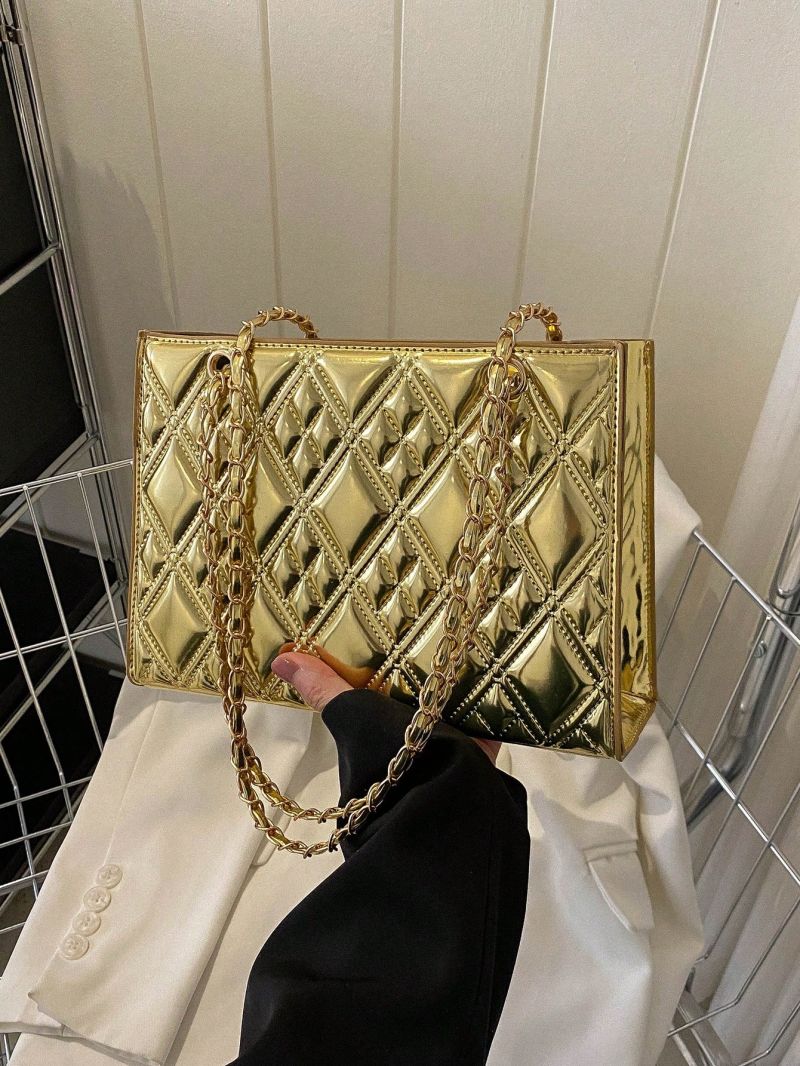 Small Square Bag Quilted Pattern Minimalist Black