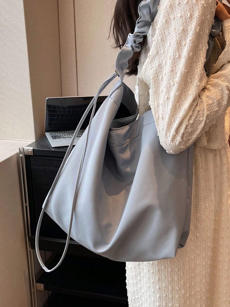 Minimalist Ruched Strap Hobo Bag Drawstring Detail