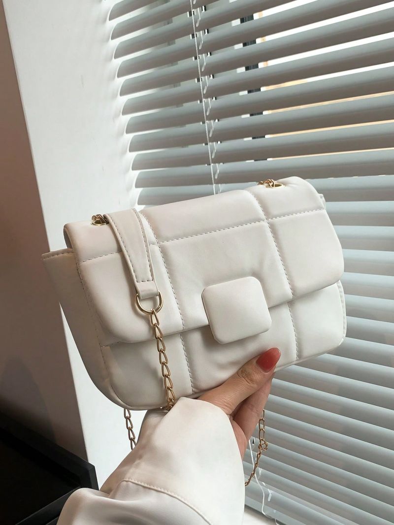 Small Flap Chain Square Bag Quilted Pattern Minimalist