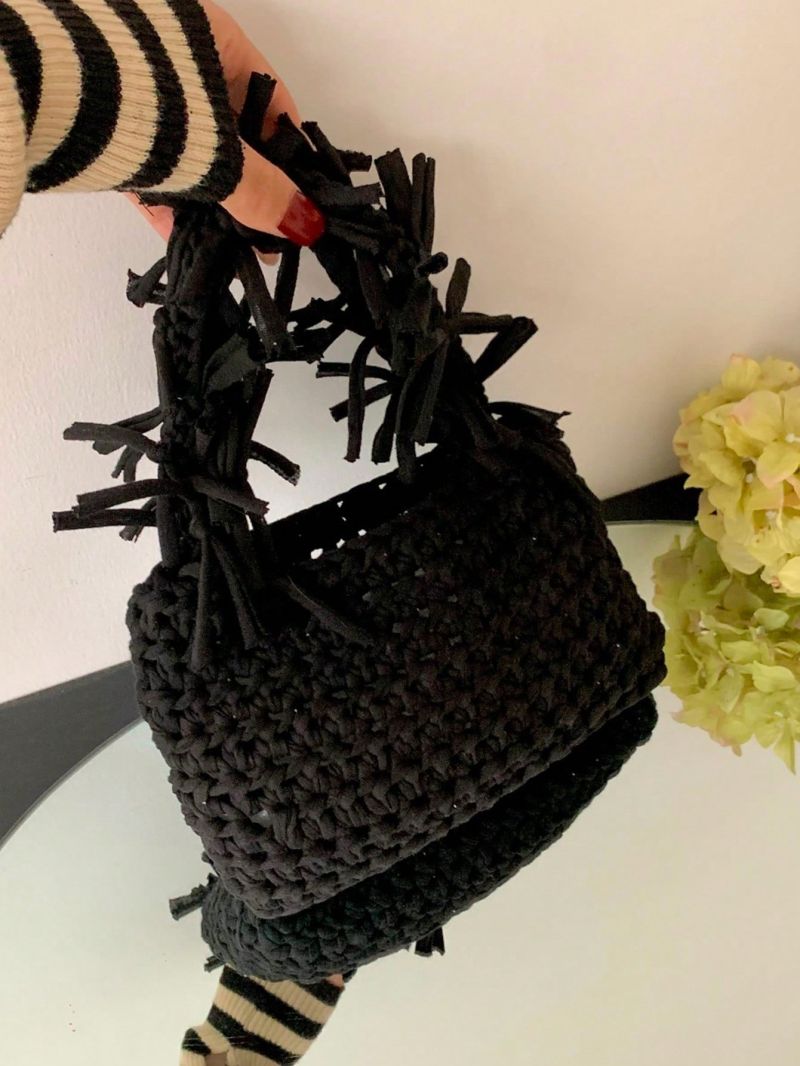 Small Crochet Bag Minimalist Vacation Black