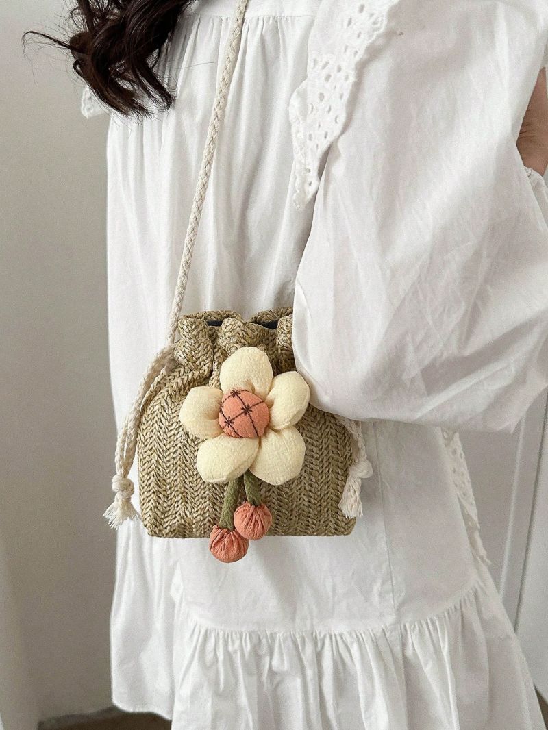 Mini Flower Decor Drawstring Design Straw Bag Fashionable For Vacation